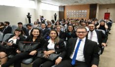 Visita Orientada do 8º Período ao TJES